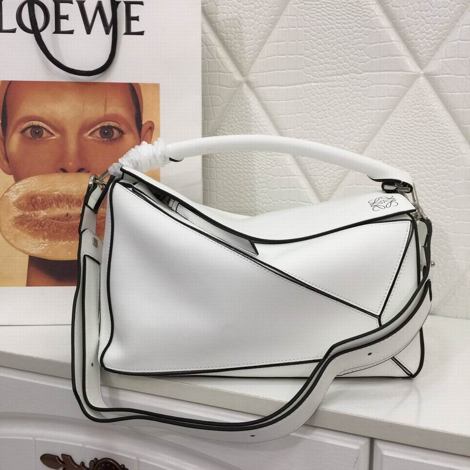 Loewe Handbag 291